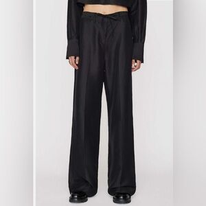 FRAME NWT High Waisted Safari Trouser in Noir. Size 4